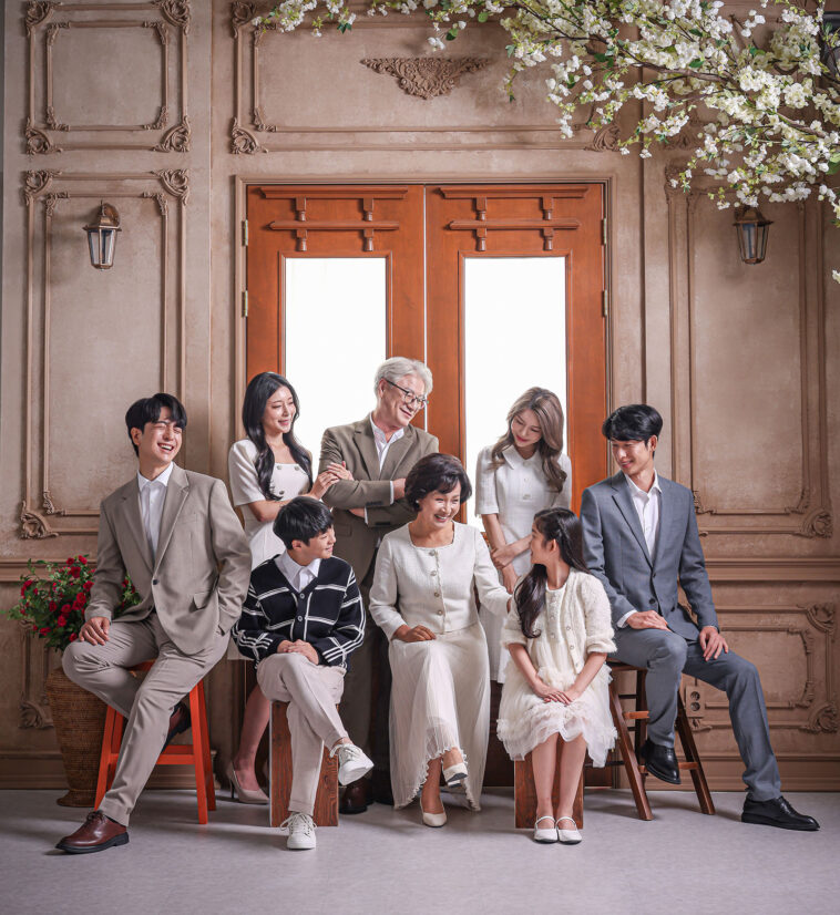 정장가족사진, 가족사진 스튜디오_대가족사진